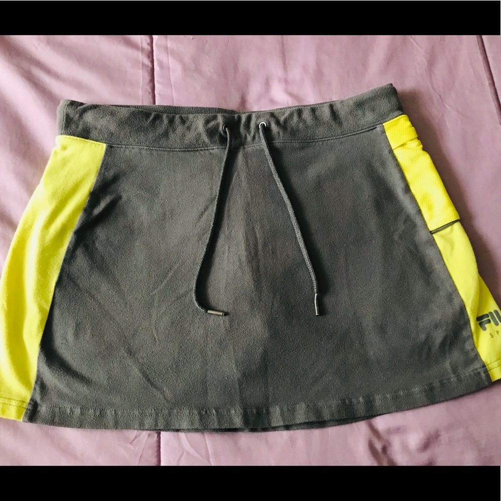 🌻 Fila Sport Skort 🌻 Size M
